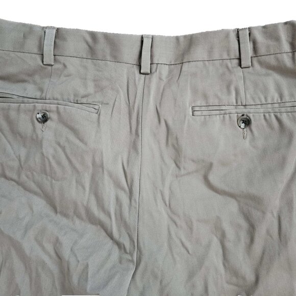 Eddie Bauer Khaki Pants Men's 38x33 Relaxed Fit Wrinkle Resistant Pleated Front - Picture 6 of 9